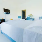 La Roccia Hotel 3*