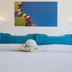 La Roccia Hotel 3*