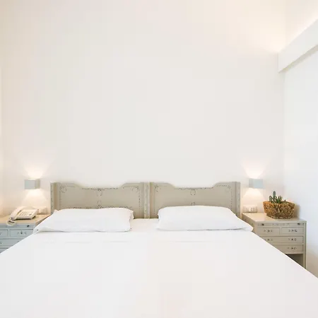 فندق La Roccia Castro (Lecce)