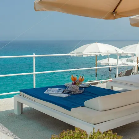 La Roccia 3* Castro (Lecce)