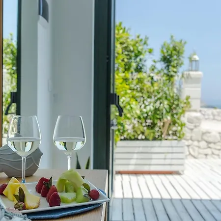 Hotel La Roccia 3*