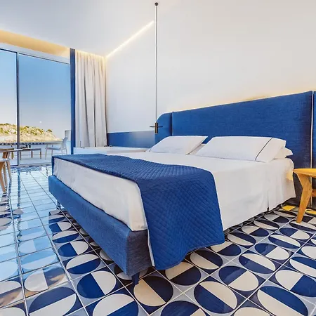 La Roccia Hotel