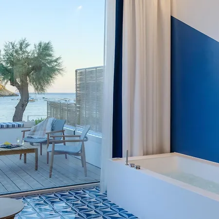La Roccia Hotel