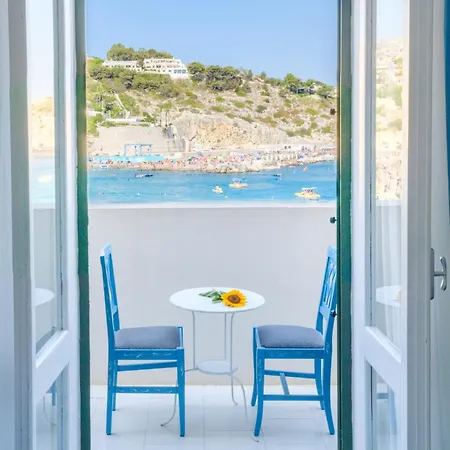 La Roccia Hotel