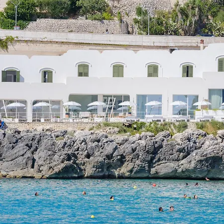 La Roccia Hotel 3*