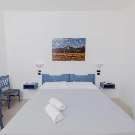 Hotel La Roccia 3*