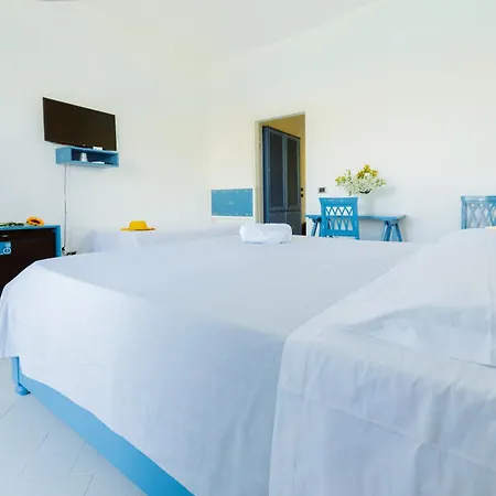 La Roccia Hotel 3*