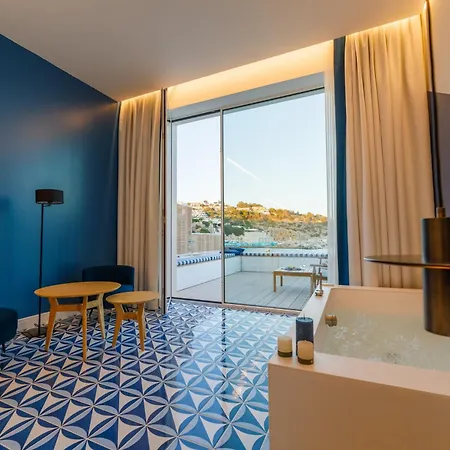 La Roccia Hotel