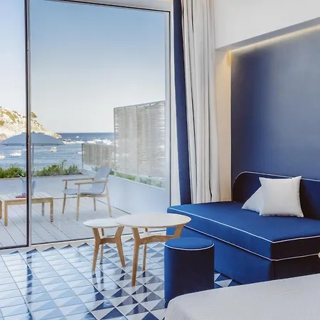 Hotel La Roccia