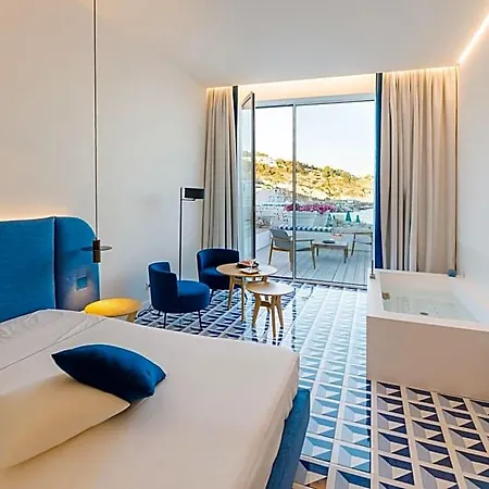 La Roccia 3* Castro (Lecce)
