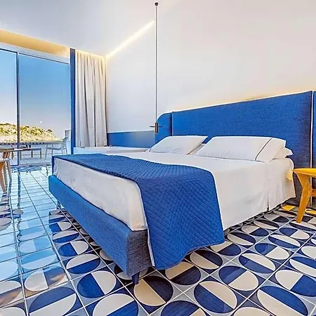 La Roccia 3* Castro (Lecce)