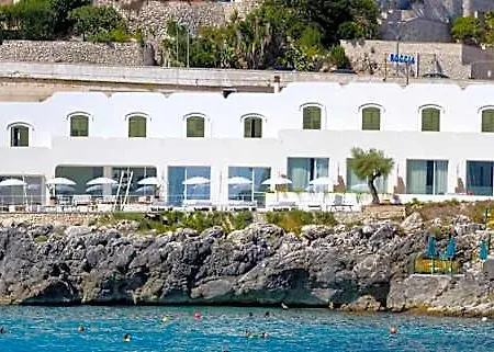 La Roccia Hotell